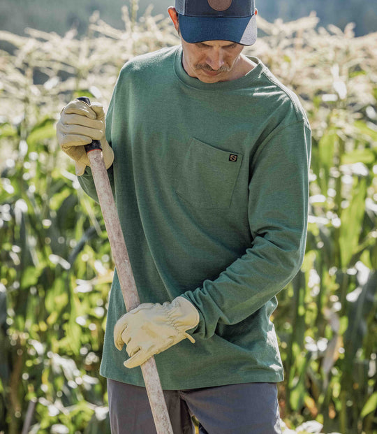 Men's The Best Dang™ Long Sleeve Pocket Tee